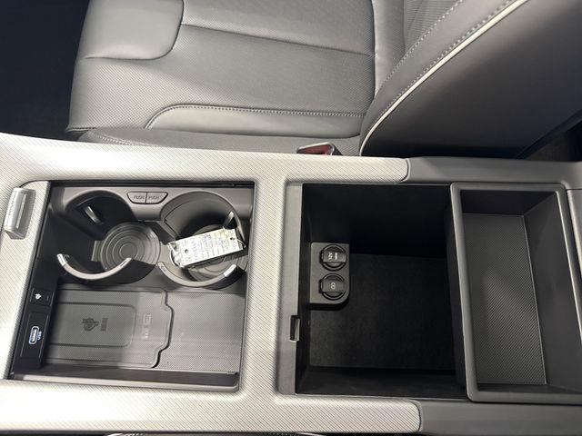 Photo of 2025 Hyper White Hyundai PALISADE