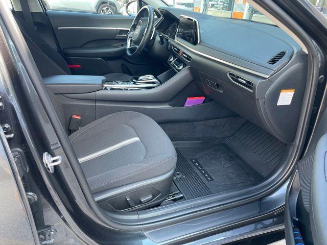 Photo of 2023 Portofino Gray Hyundai SONATA Hybrid