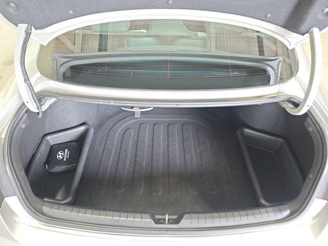 Photo of 2020 Shimmering Silver Pearl Hyundai SONATA