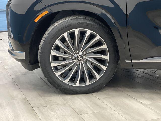 Photo of 2023 Abyss Black Pearl Hyundai PALISADE