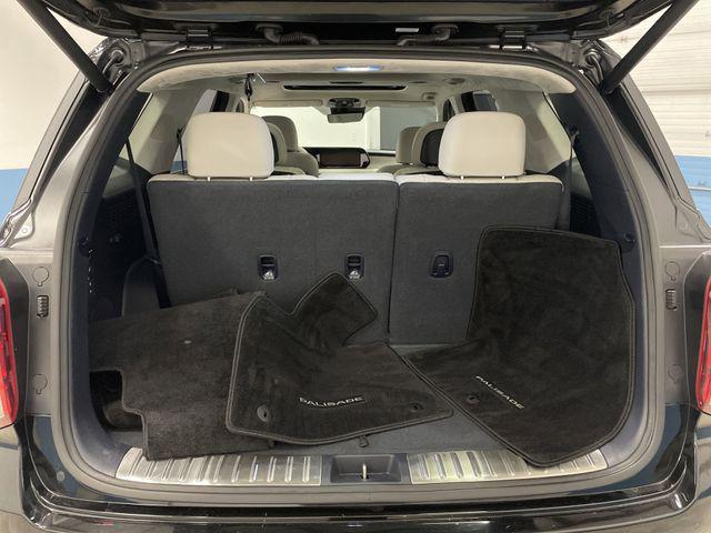 Photo of 2023 Abyss Black Pearl Hyundai PALISADE