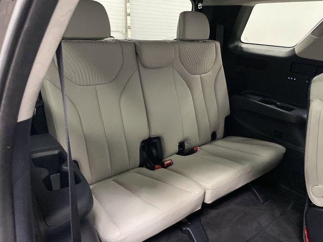 Photo of 2023 Abyss Black Pearl Hyundai PALISADE