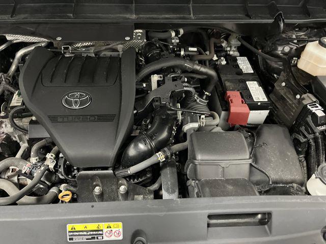 Photo of 2023 Magnetic Gray Metallic Toyota Highlander