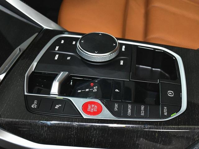 Photo of 2024 Mineral White Metallic BMW M440