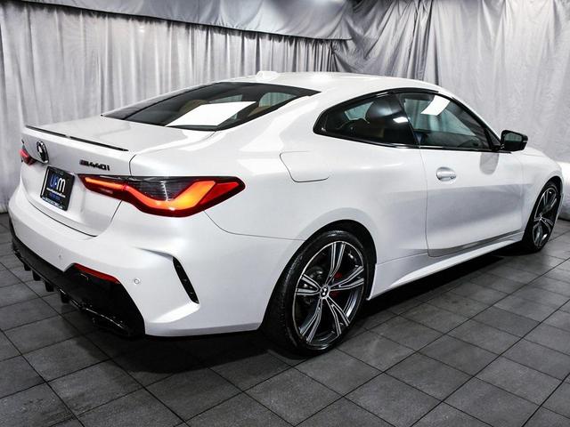 Photo of 2024 Mineral White Metallic BMW M440