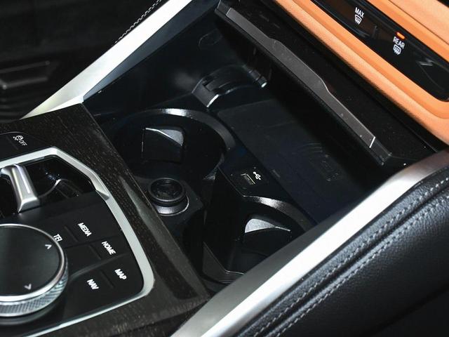 Photo of 2024 Mineral White Metallic BMW M440