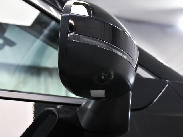 Photo of 2023 Super Black Nissan Rogue