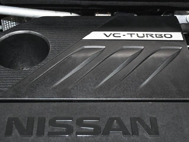 Photo of 2023 Super Black Nissan Rogue