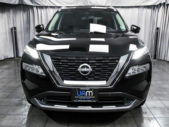 Photo of 2023 Super Black Nissan Rogue