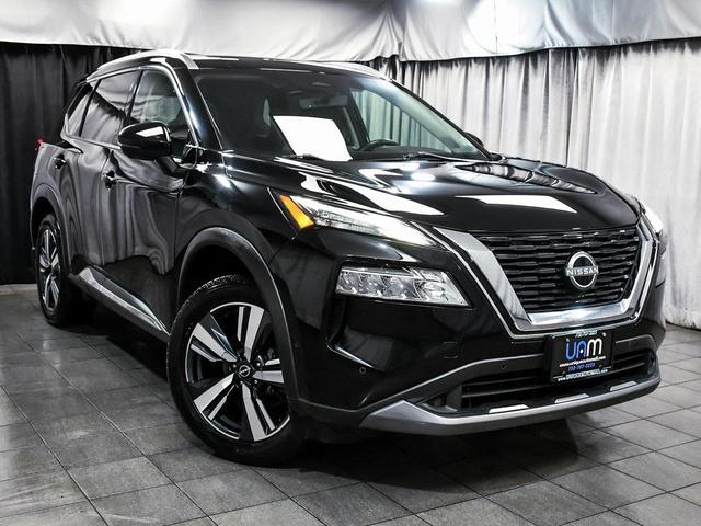 Photo of 2023 Super Black Nissan Rogue
