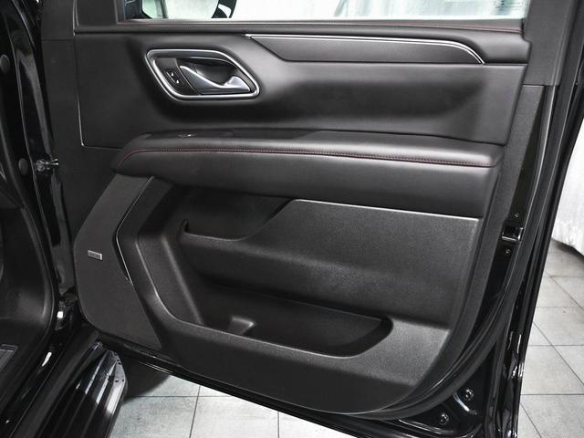 Photo of 2022 Black Chevrolet Tahoe