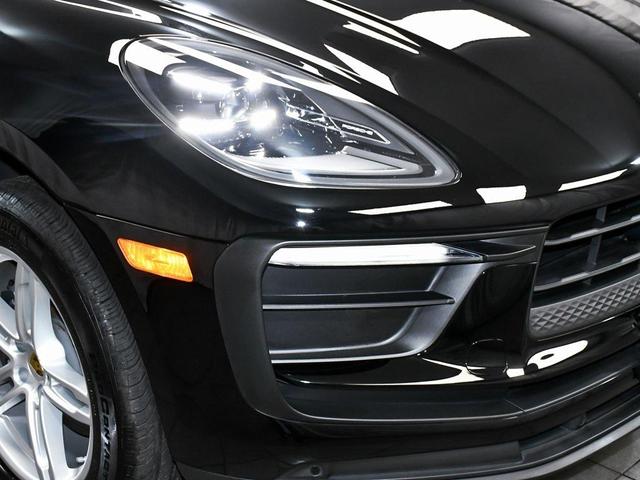 Photo of 2025 Black Porsche Macan