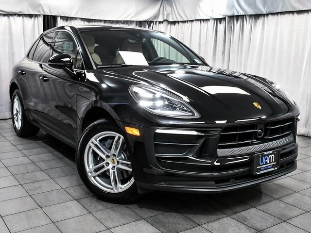 Photo of 2025 Black Porsche Macan