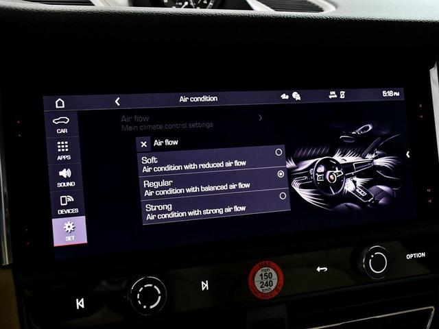 Photo of 2025 Black Porsche Macan