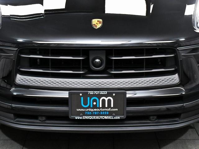 Photo of 2025 Black Porsche Macan