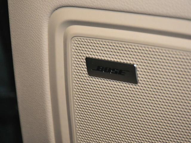Photo of 2025 Black Porsche Macan