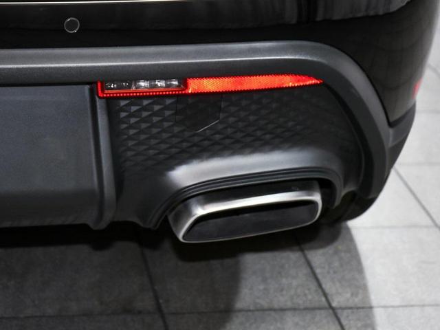 Photo of 2025 Black Porsche Macan