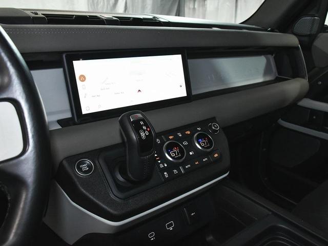 Photo of 2021 Pangea Green Metallic Land Rover Defender