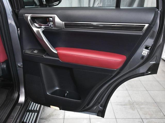 Photo of 2023 Nebula Gray Pearl Lexus GX 460