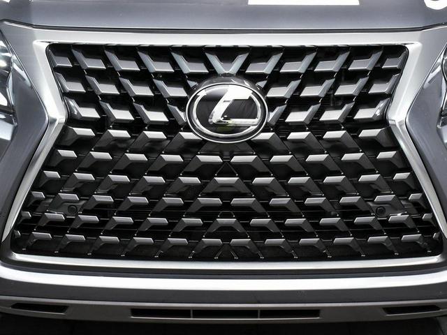Photo of 2023 Nebula Gray Pearl Lexus GX 460