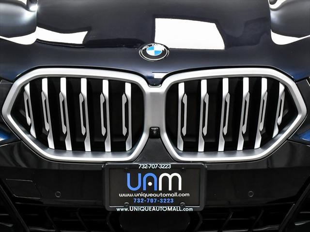 Photo of 2025 Carbon Black Metallic BMW X6