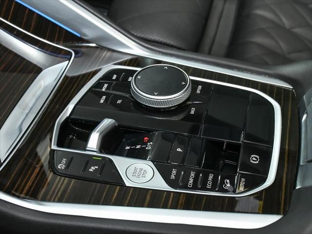 Photo of 2025 Carbon Black Metallic BMW X6