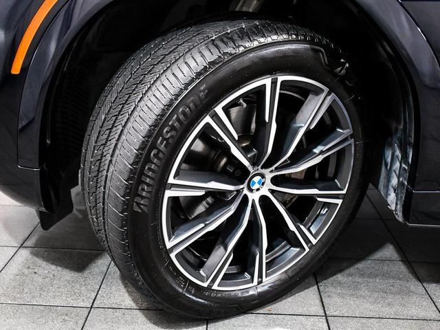 Photo of 2025 Carbon Black Metallic BMW X6
