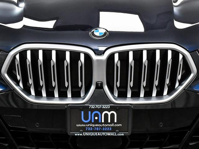 Photo of 2025 Carbon Black Metallic BMW X6