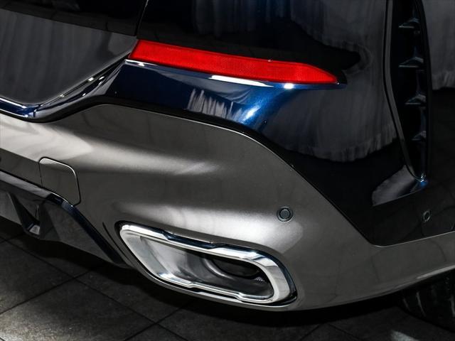 Photo of 2025 Carbon Black Metallic BMW X6