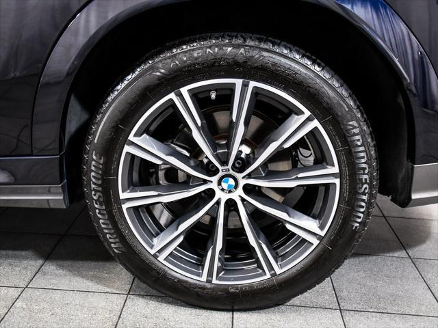 Photo of 2025 Carbon Black Metallic BMW X6