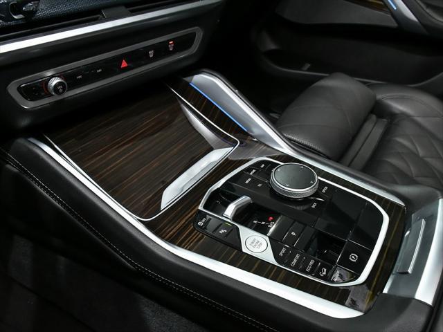 Photo of 2025 Carbon Black Metallic BMW X6