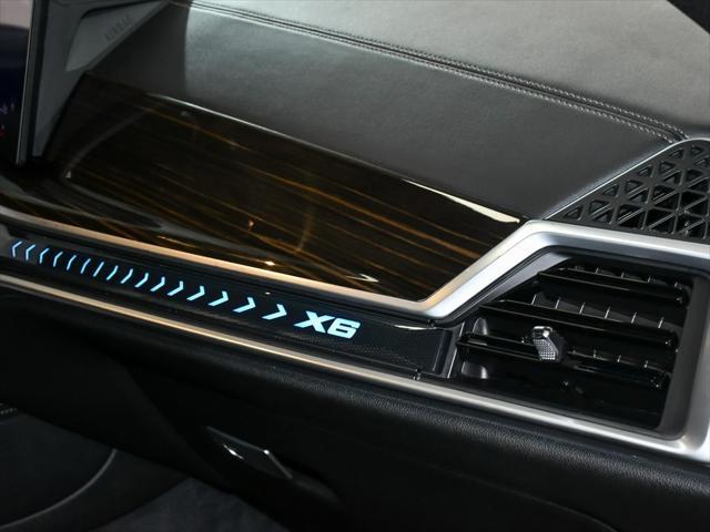 Photo of 2025 Carbon Black Metallic BMW X6