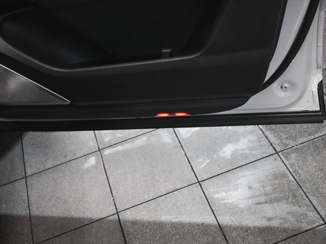 Photo of 2024 Gray Porsche Cayenne