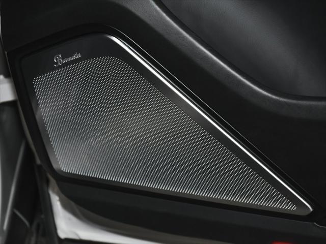 Photo of 2024 Gray Porsche Cayenne