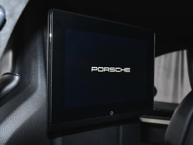 Photo of 2024 Gray Porsche Cayenne