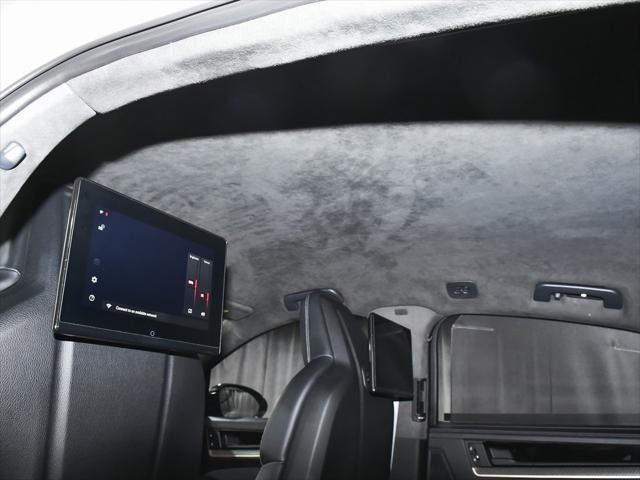 Photo of 2024 Gray Porsche Cayenne