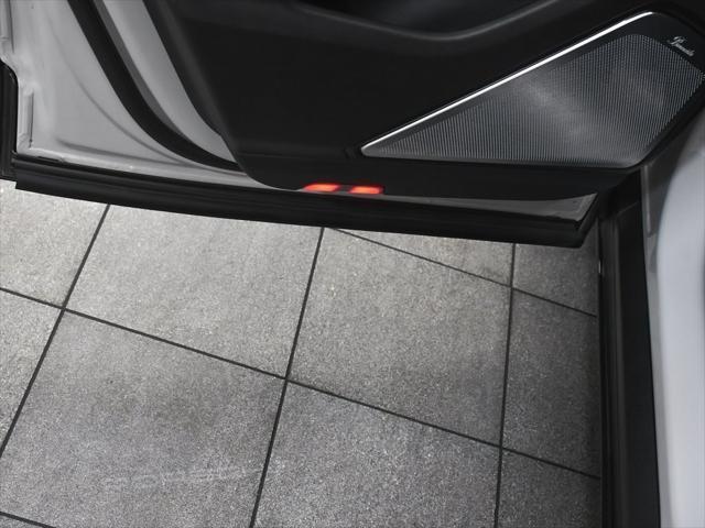 Photo of 2024 Gray Porsche Cayenne