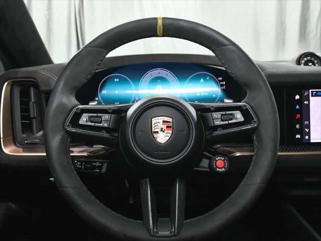 Photo of 2024 Gray Porsche Cayenne