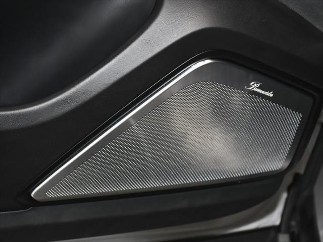 Photo of 2024 Gray Porsche Cayenne