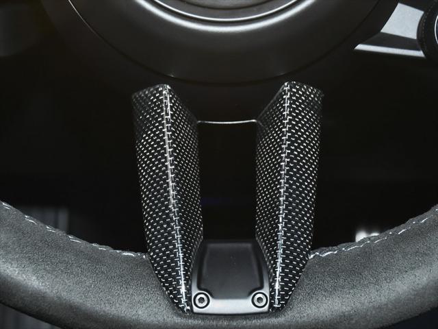 Photo of 2024 Gray Porsche Cayenne