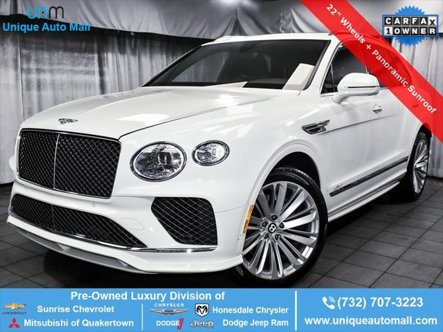 Photo of 2021 White Bentley Bentayga