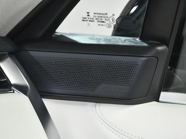 Photo of 2023 Fuji White Land Rover Range Rover