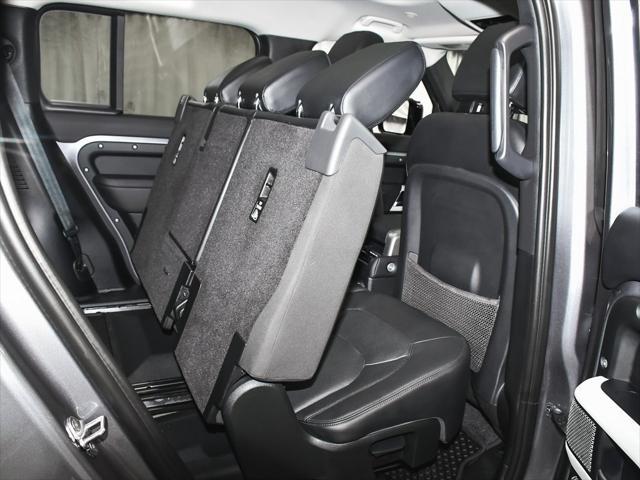 Photo of 2024 Eiger Gray Metallic Land Rover Defender