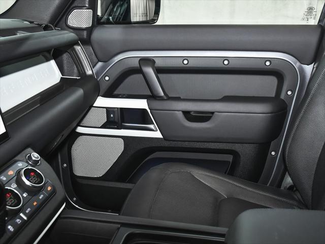 Photo of 2024 Eiger Gray Metallic Land Rover Defender