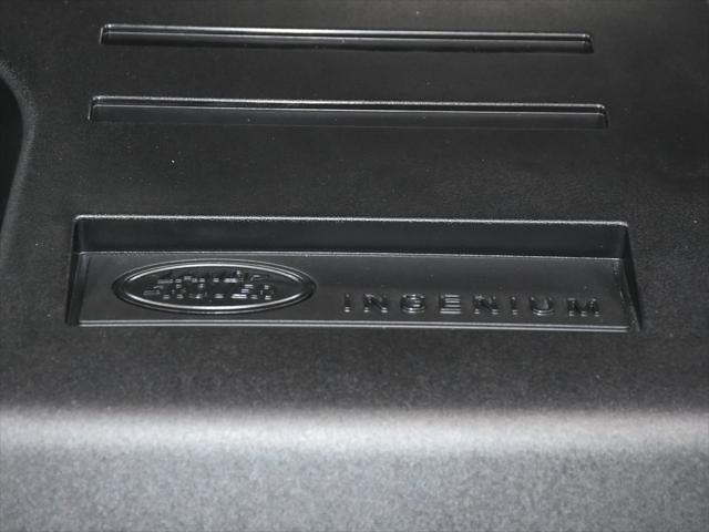 Photo of 2024 Eiger Gray Metallic Land Rover Defender