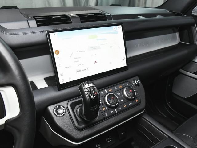 Photo of 2024 Eiger Gray Metallic Land Rover Defender