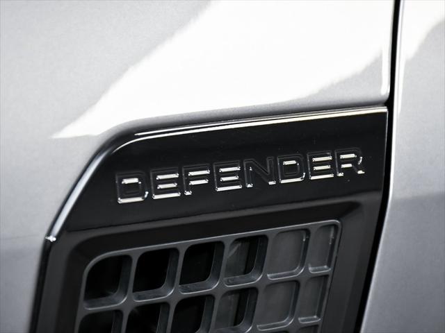 Photo of 2024 Eiger Gray Metallic Land Rover Defender