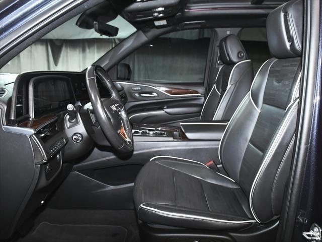 Photo of 2022 Galactic Gray Metallic Cadillac Escalade