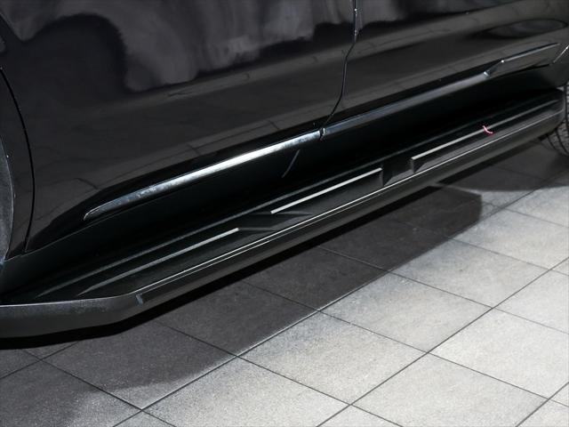 Photo of 2022 Galactic Gray Metallic Cadillac Escalade