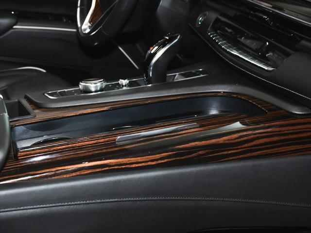 Photo of 2022 Galactic Gray Metallic Cadillac Escalade